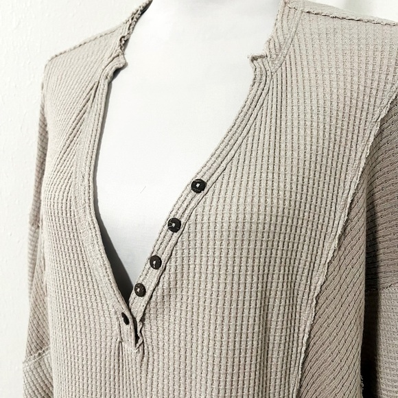 Free People We The Free Castillo Henley Medium Long Sleeve Women Patch Work EUC - Picture 3 of 12